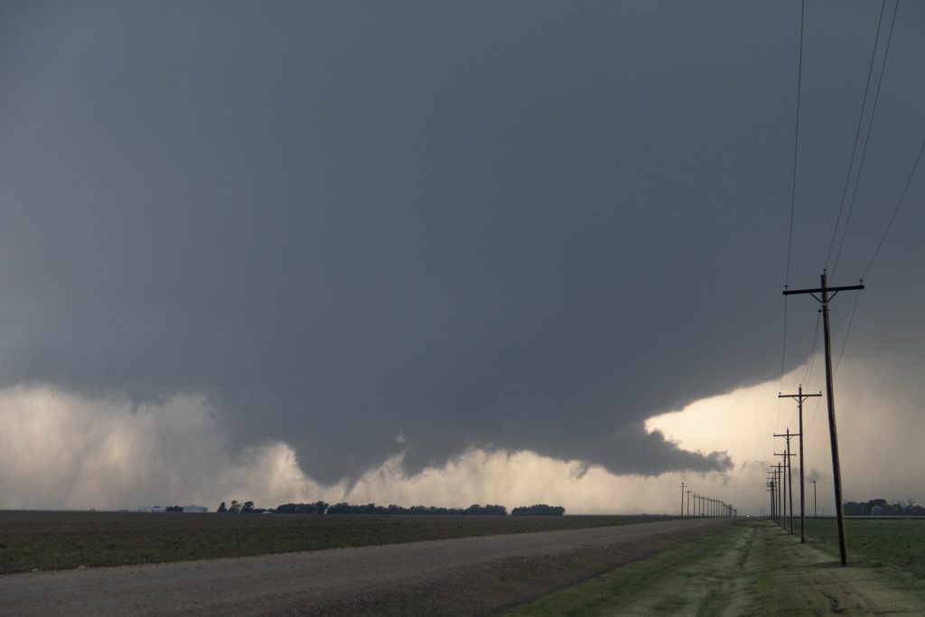 Leoti, Kansas, Supercell & Tornadoes. May 21, 2016 — Travis — Highways & Hailstones