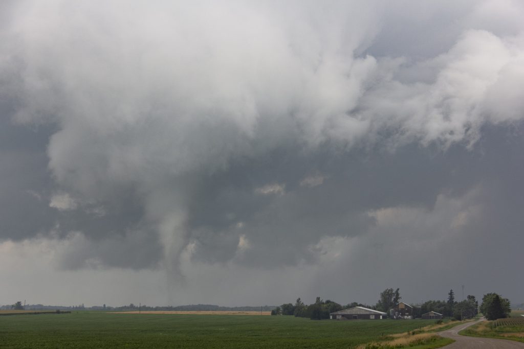 My Favourite Chase: Tornado at Arthur, Ontario — Travis Farncombe ...