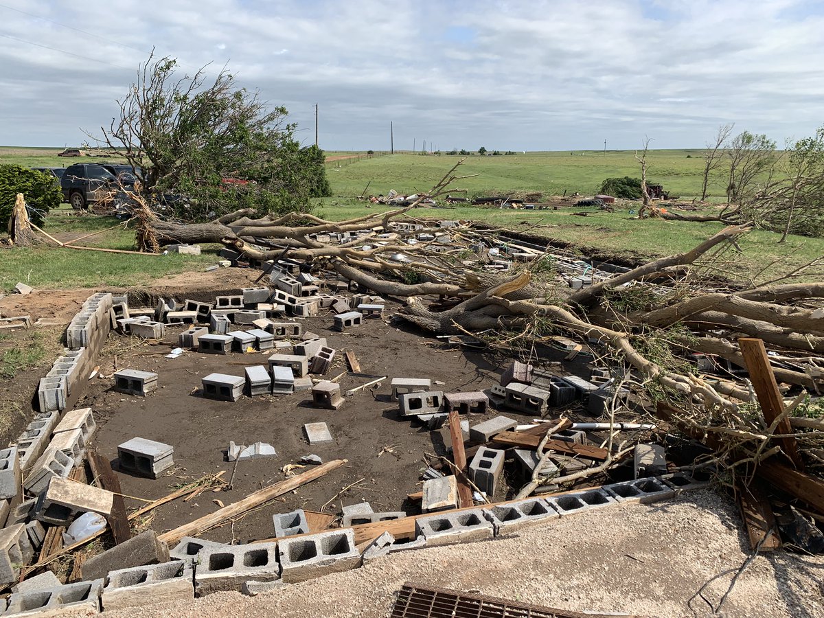 Follett, TX Laverne, OK. EF3 — Jordan Carruthers — Highways & Hailstones