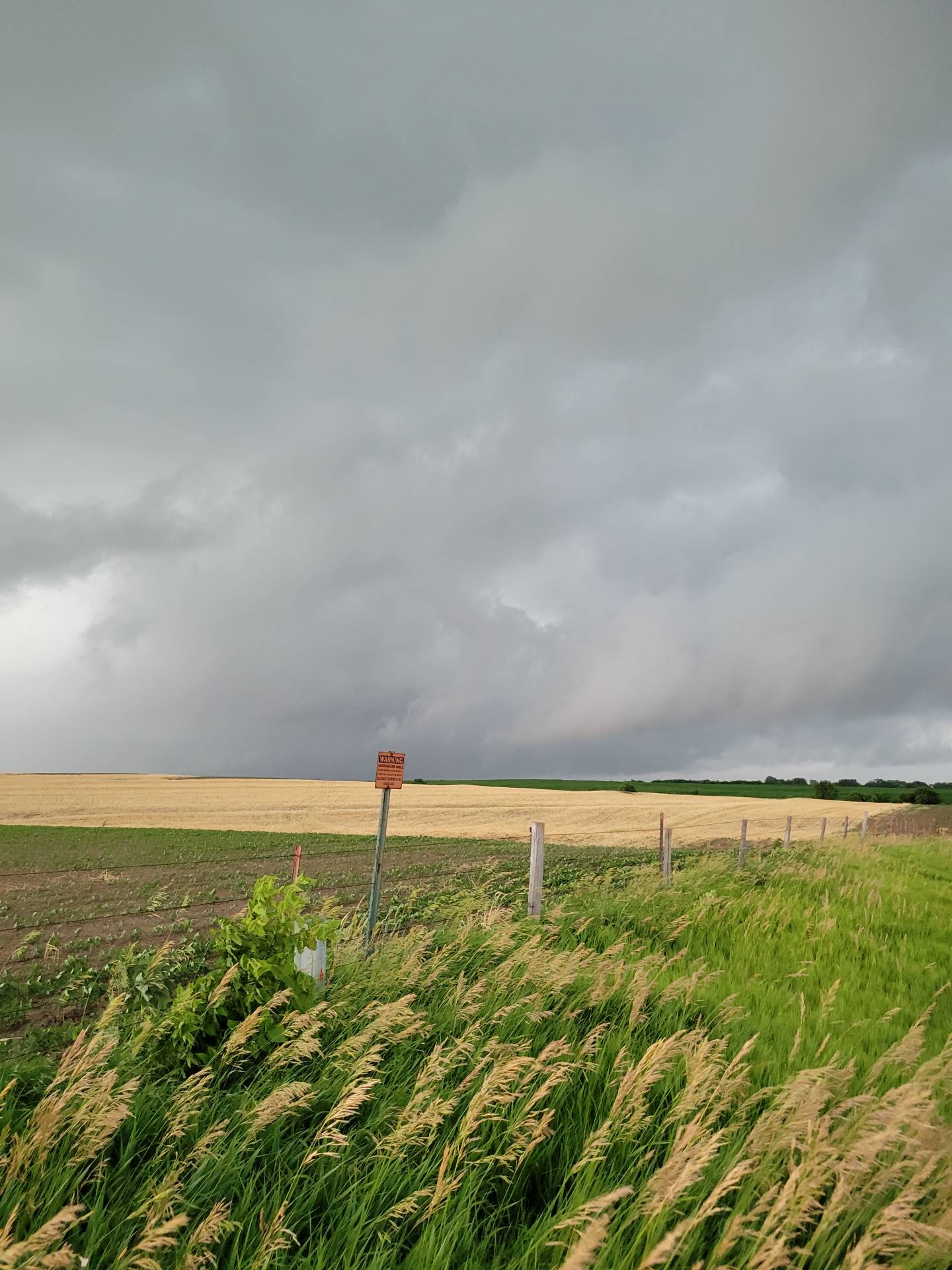 The back side of a severe storm near Vermillion, Kansas. #kswx 