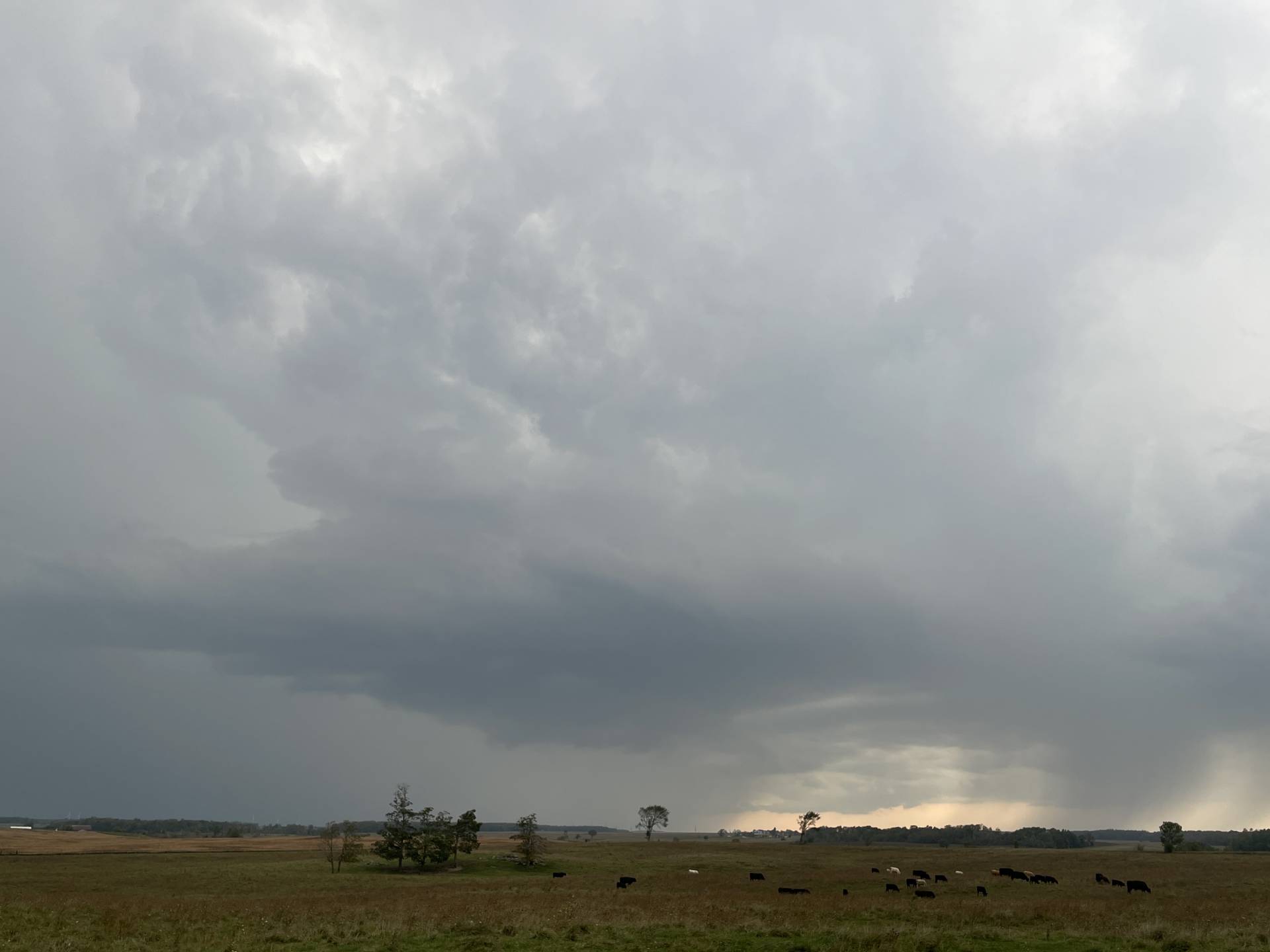 But if nice structure at Paisley, ON 05:50 PM #ONstorm
