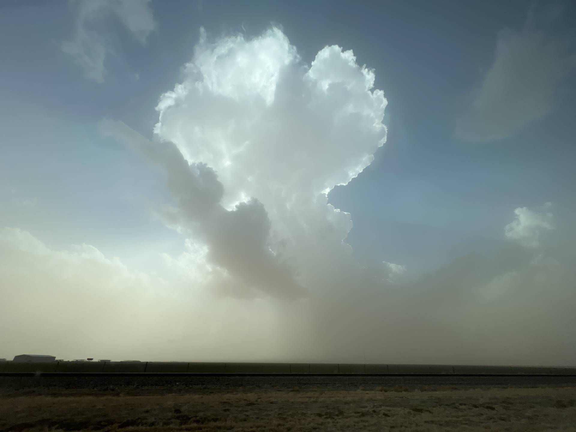 Dusty day in Happy, TX 05:24 PM