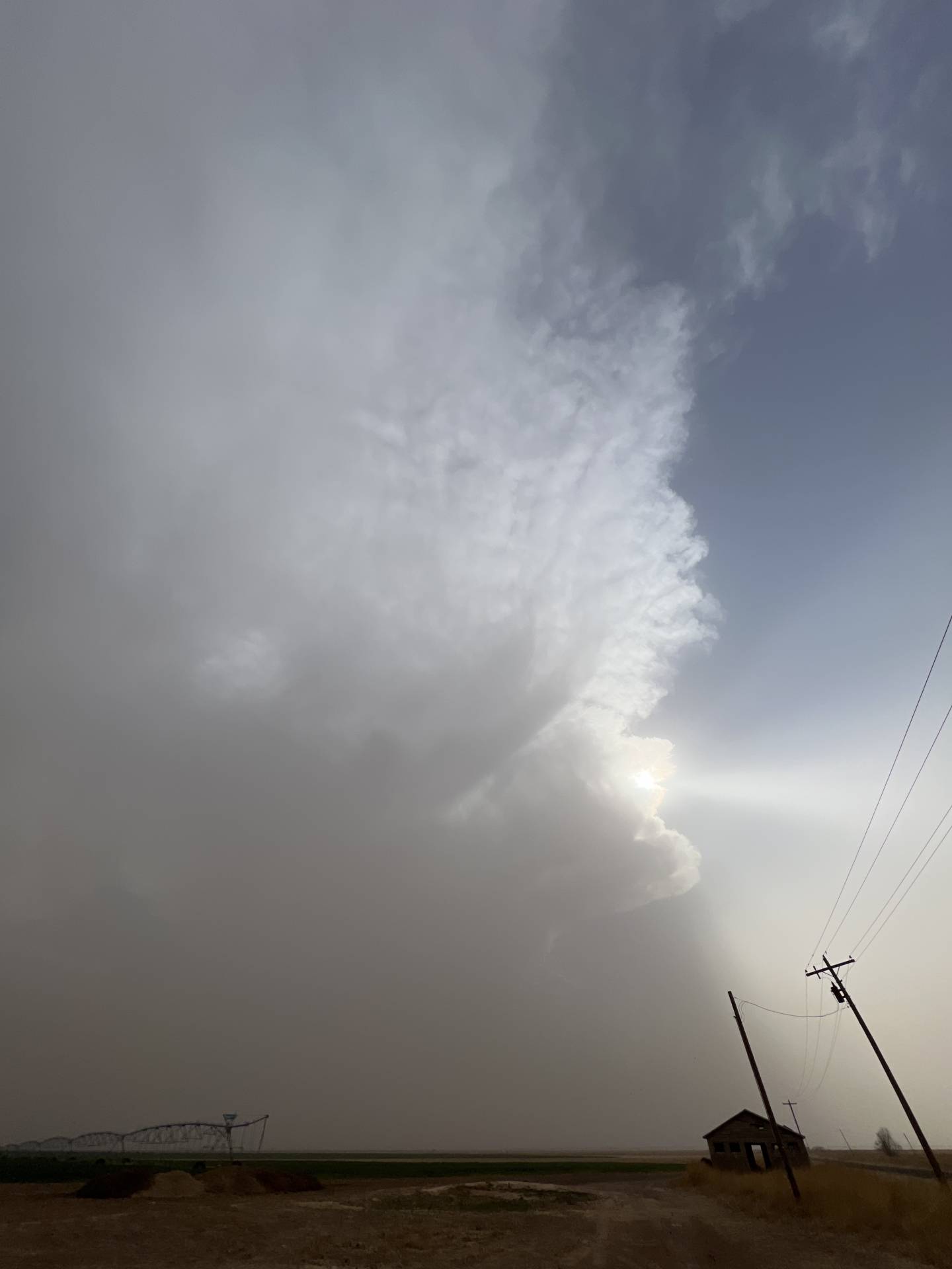 From the dust storm of #Texas #txwx 06:03 PM