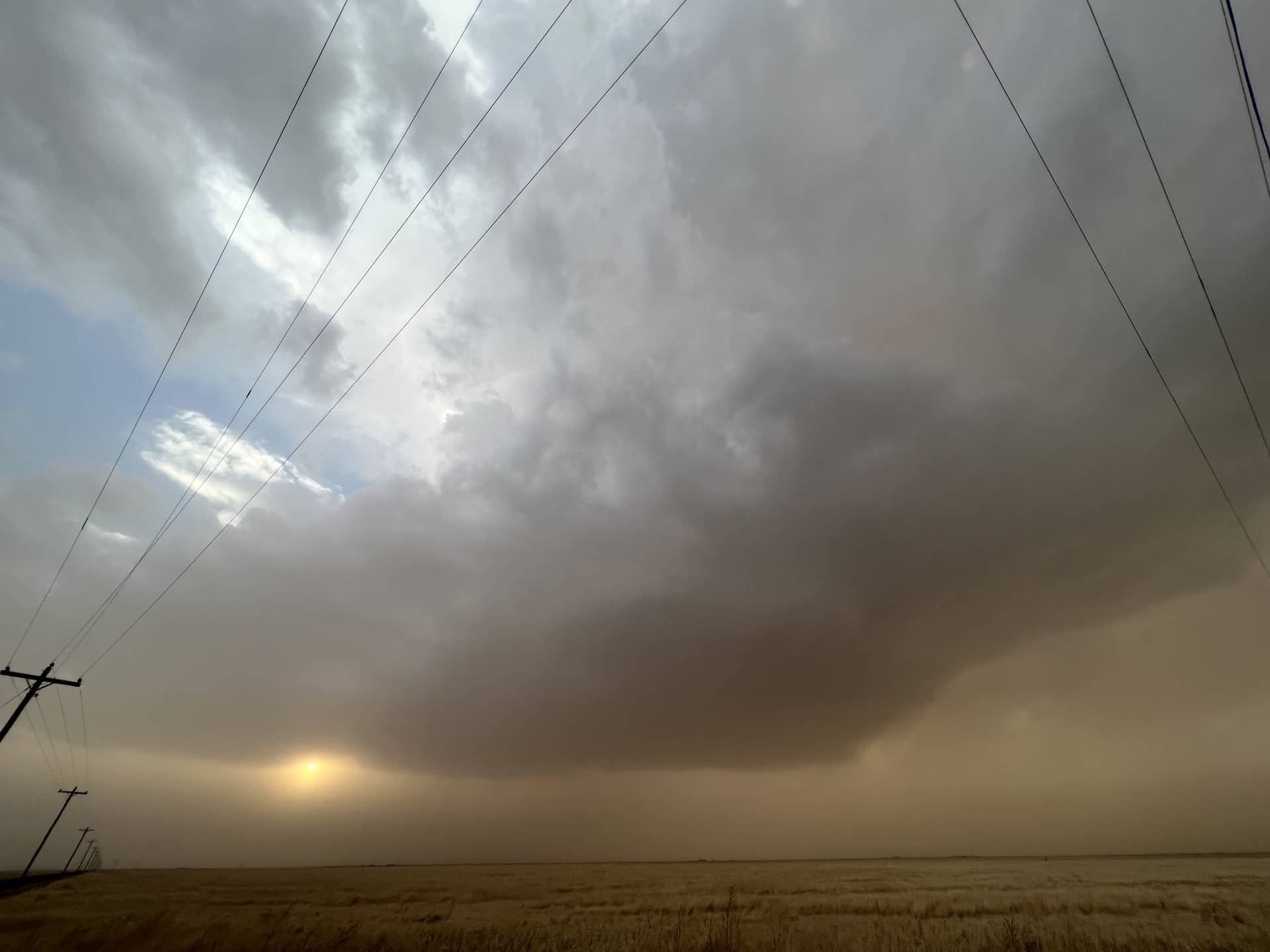 Wow. That changed ⚡️ Tulia, TX 07:48 PM