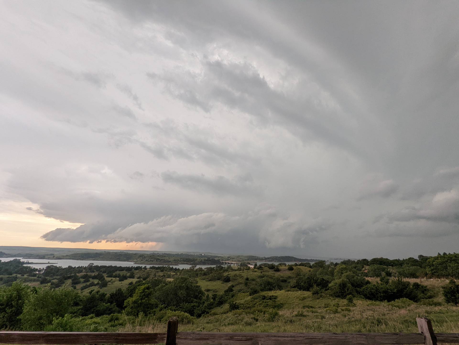 Amazing storm! 05:37 PM