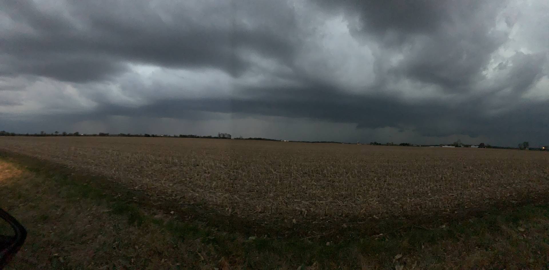 Pano of the storm near Trivoli, IL #ilwx