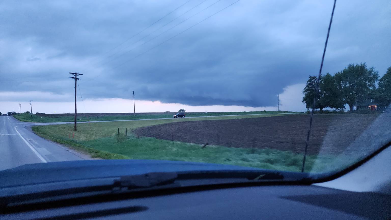 Beautiful structures and brief tornados. Iowa Storm Chase, May 13th