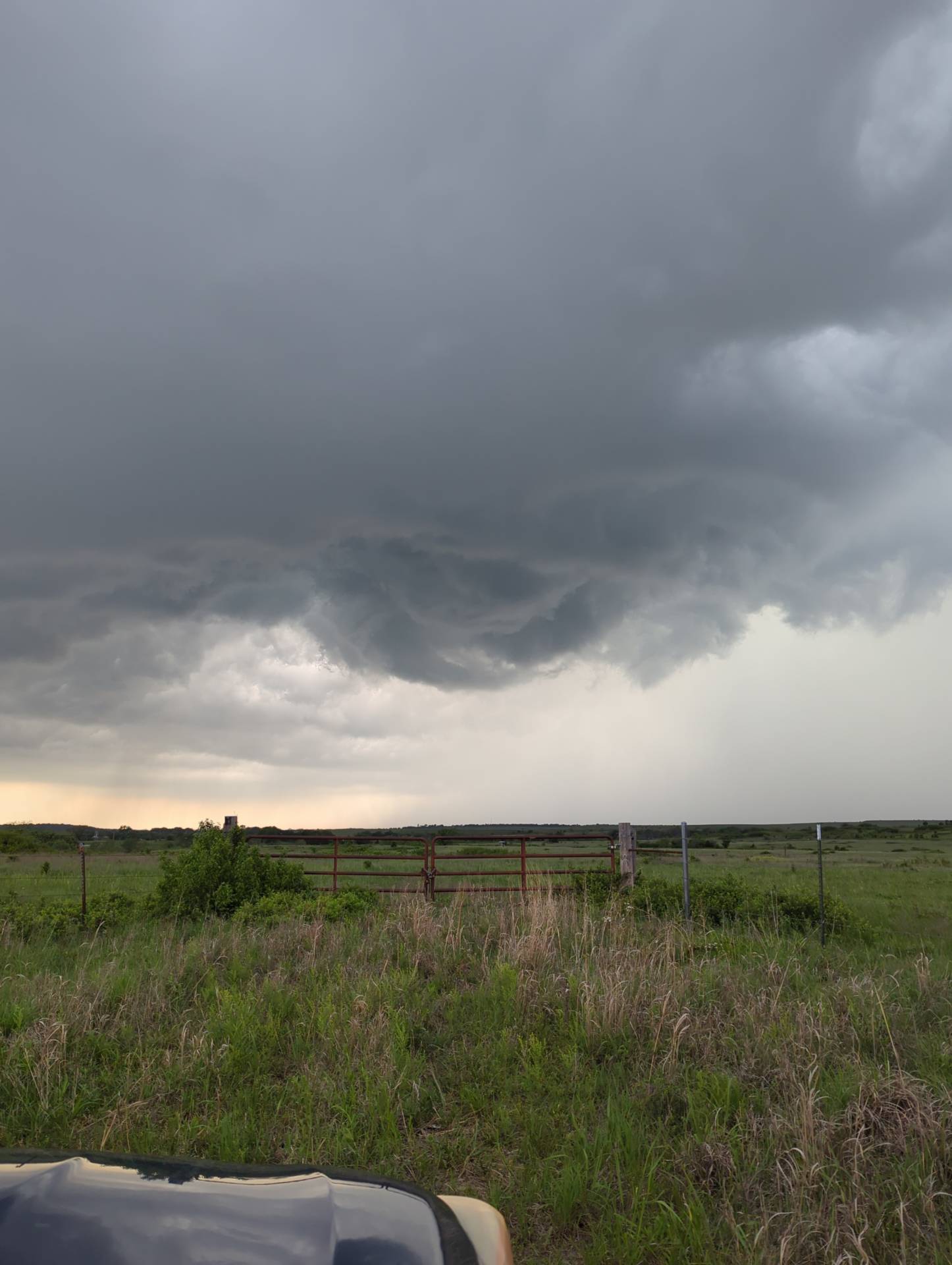 Severe storm with rotation near Fall River, Kansas. Live stream is up at live.highwaysandhailstones.com  #kswx