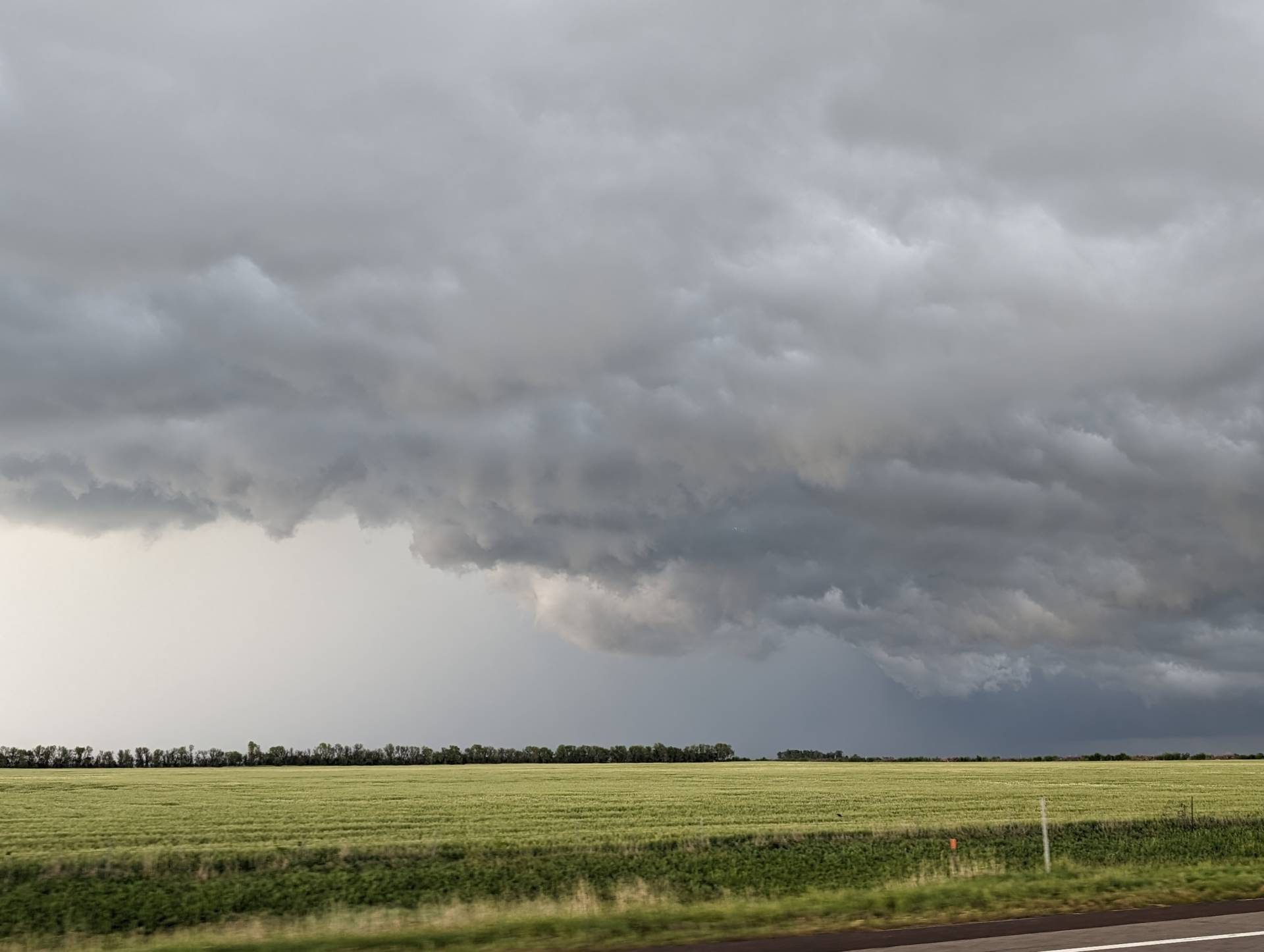 Severe storm looking north from Partridge, Kansas. #kswx @NWSWichita