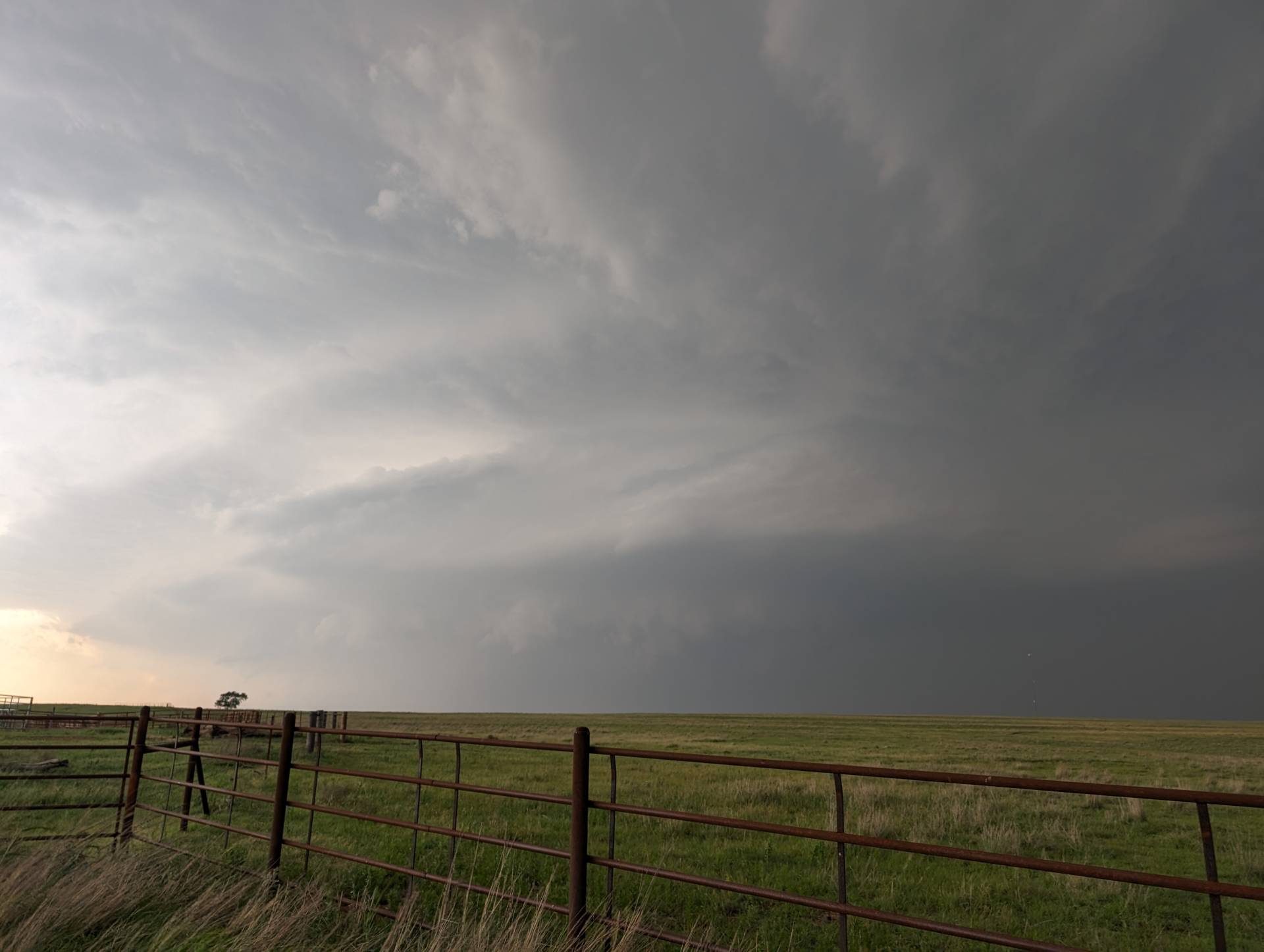 Butler, Oklahoma #okwx 06:52 PM