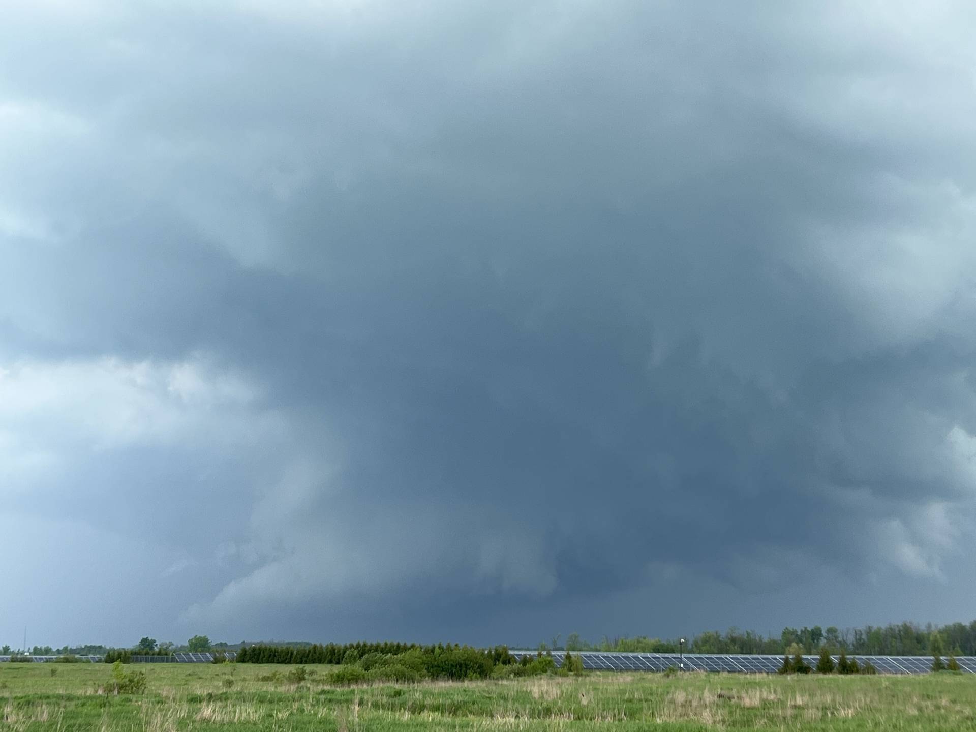 Wall cloud near Argyle Kawartha Lakes, ON 03:01 PM #ONstorm