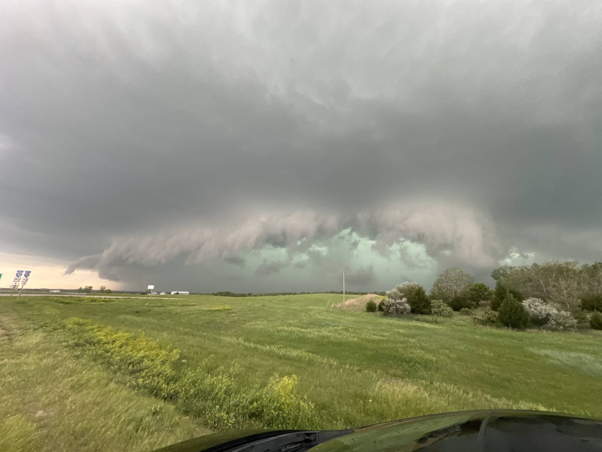 New Cambria, KS @NWSDodgeCity @NWSGoodland @NWSWichita 05:51 PM #kswx @NWSTopeka