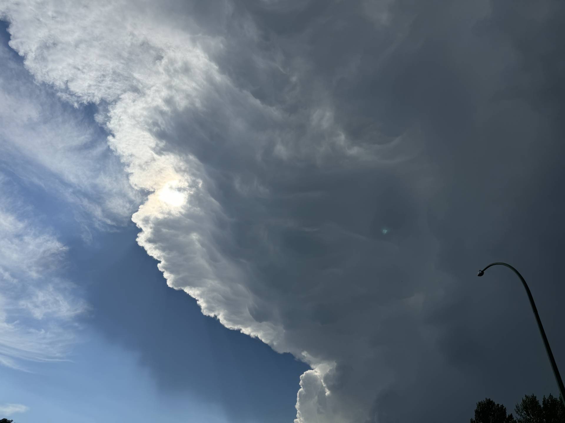 Saskatoon, SK #SKstorm #SKwx 04:41 PM