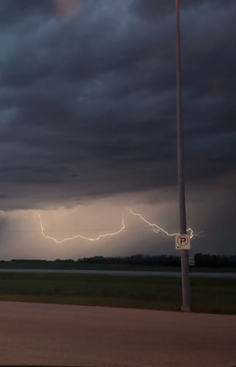 Corman Park, SK 11:11 PM @ECCCWeatherSK #SKstorm #SKwx