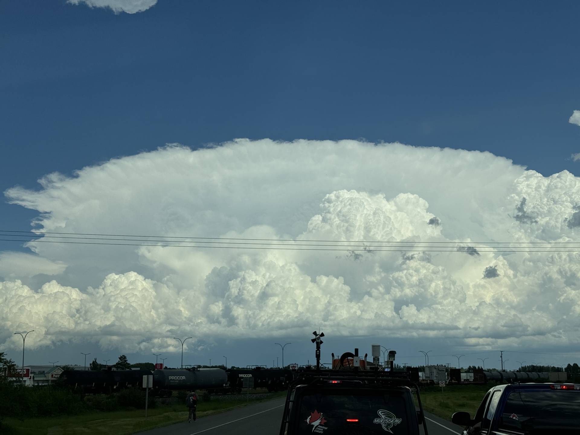 Looking east from North Battleford, SK 04:14 PM @ECCCWeatherSK #SKstorm #SKwx