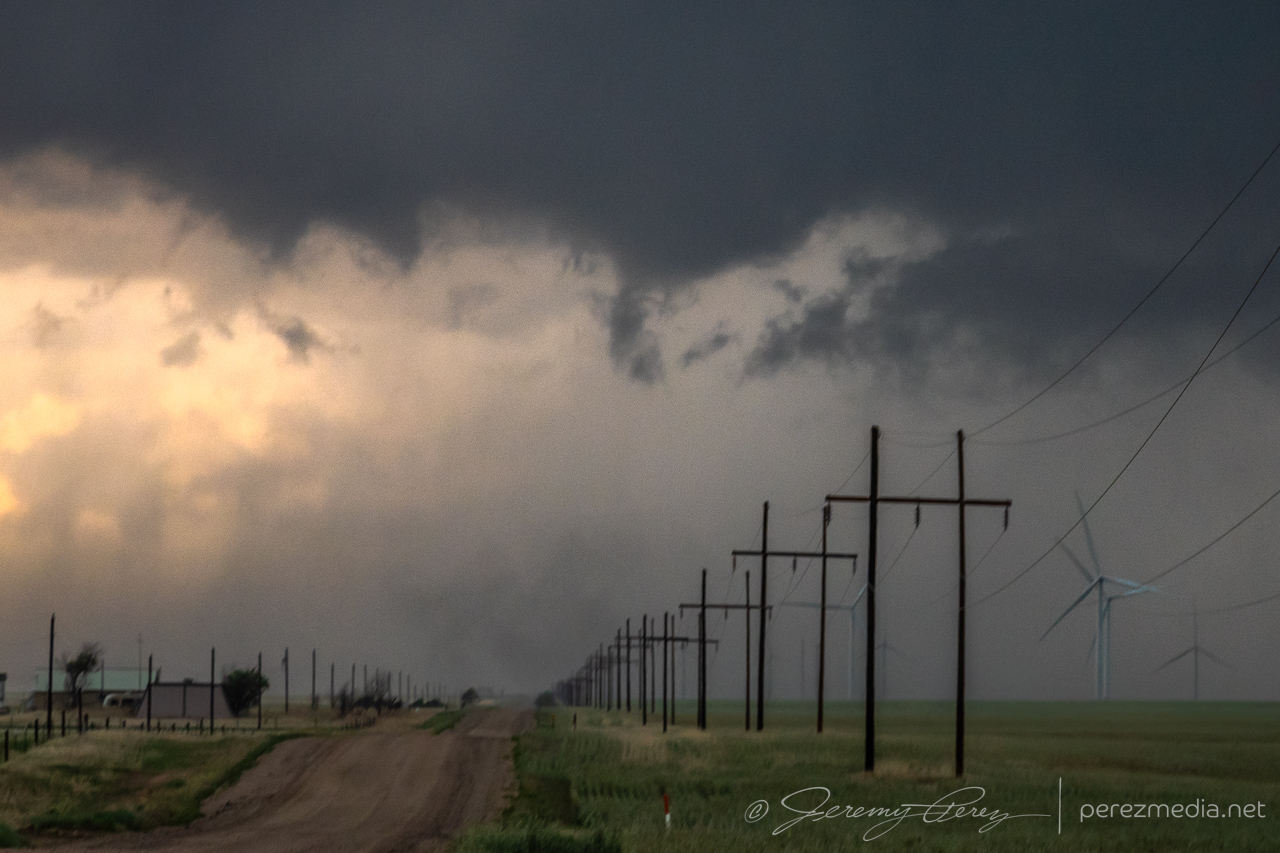 Dustup from earlier at 2238Z, looking west from 6 miles south of Seibert, CO.