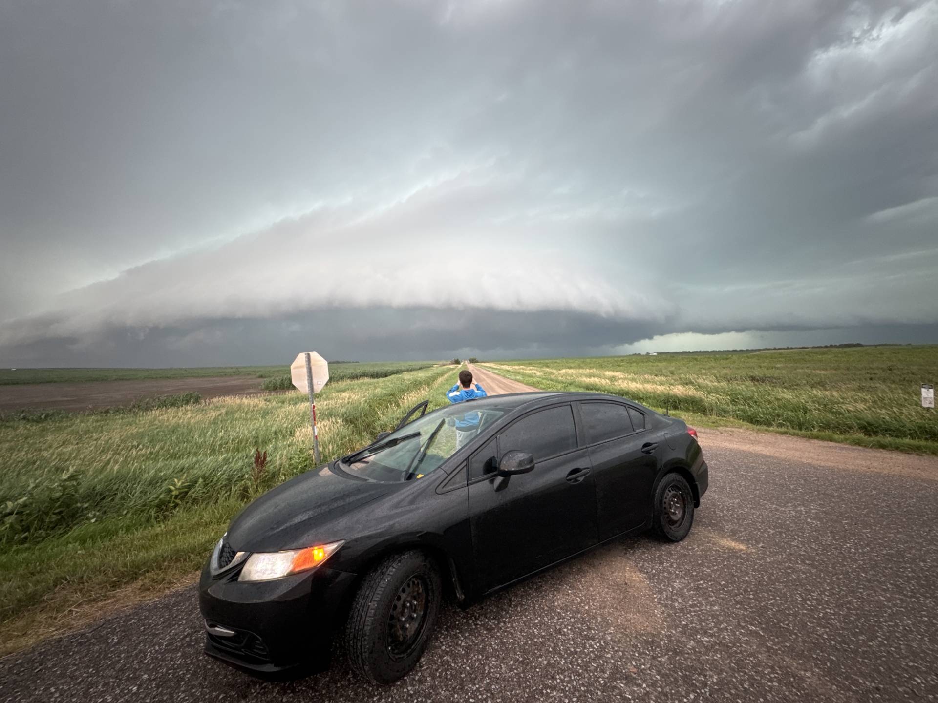 Clay Center, NE @NWSOmaha @NWSNorthPlatte #newx 04:57 PM @NWSHastings  taken by Lucas Gonzales